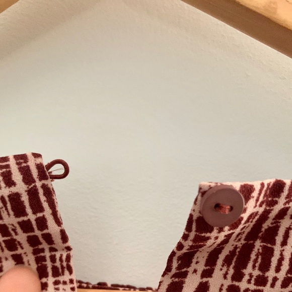 Prologue - Long sleeve crewneck midi dress (red) - Picture 9 of 16